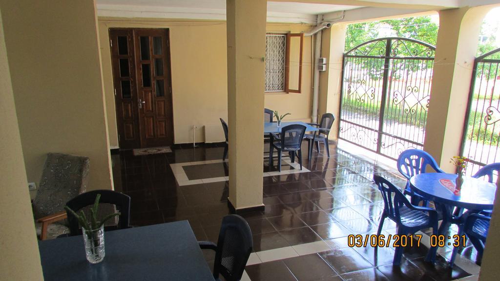 Sunny House Kobuleti Hotel Kültér fotó