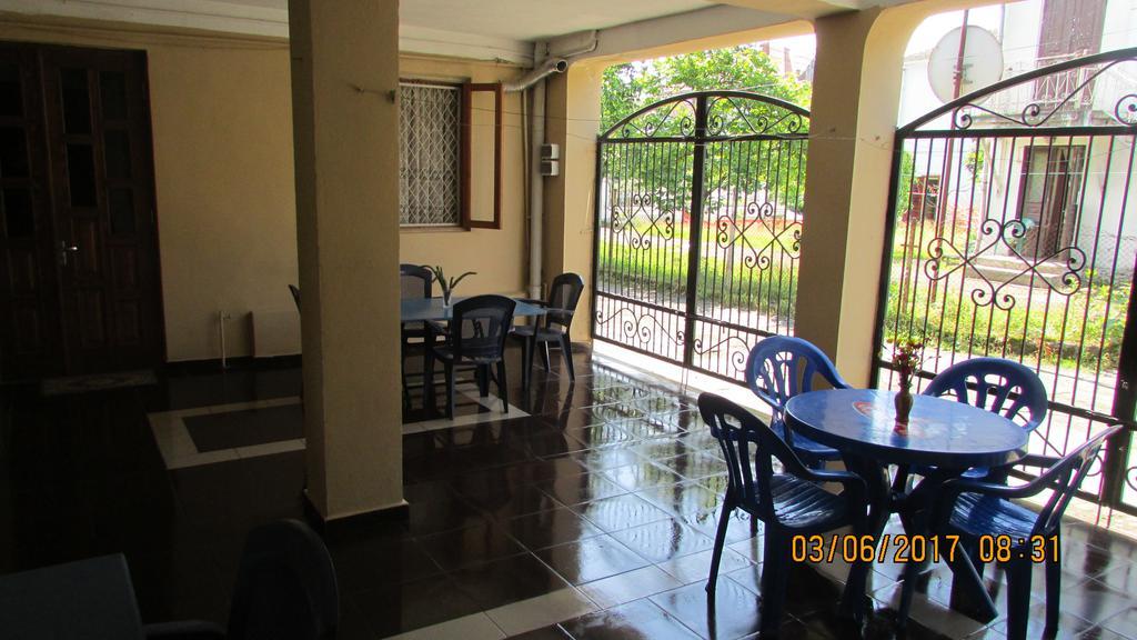 Sunny House Kobuleti Hotel Kültér fotó