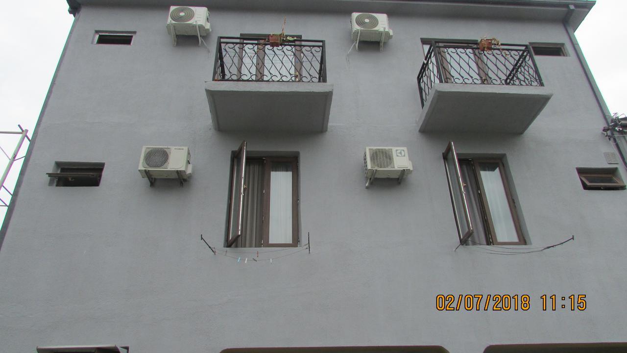 Sunny House Kobuleti Hotel Kültér fotó